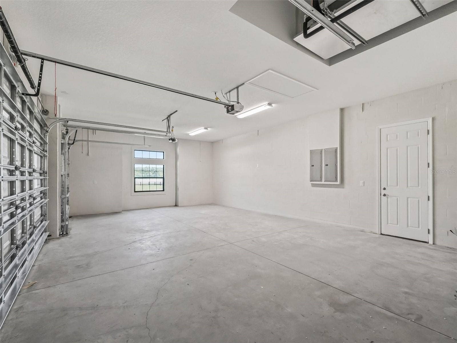 7041 NE 22ND COURT ROAD, Ocala, FL 34479 7041 NE 22ND COURT ROAD, Ocala, FL 34479