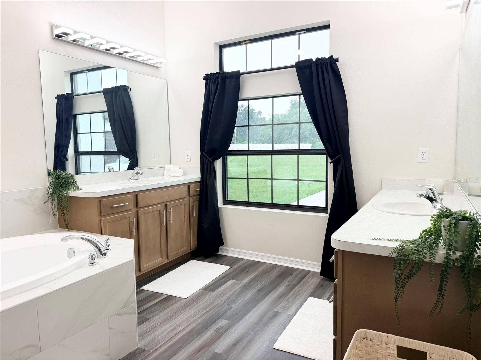 7041 NE 22ND COURT ROAD, Ocala, FL 34479 7041 NE 22ND COURT ROAD, Ocala, FL 34479