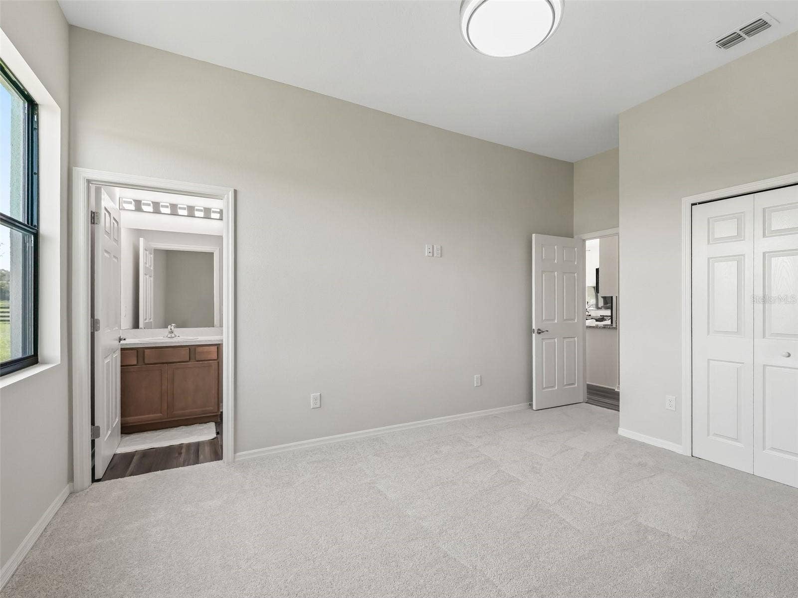 7041 NE 22ND COURT ROAD, Ocala, FL 34479 7041 NE 22ND COURT ROAD, Ocala, FL 34479