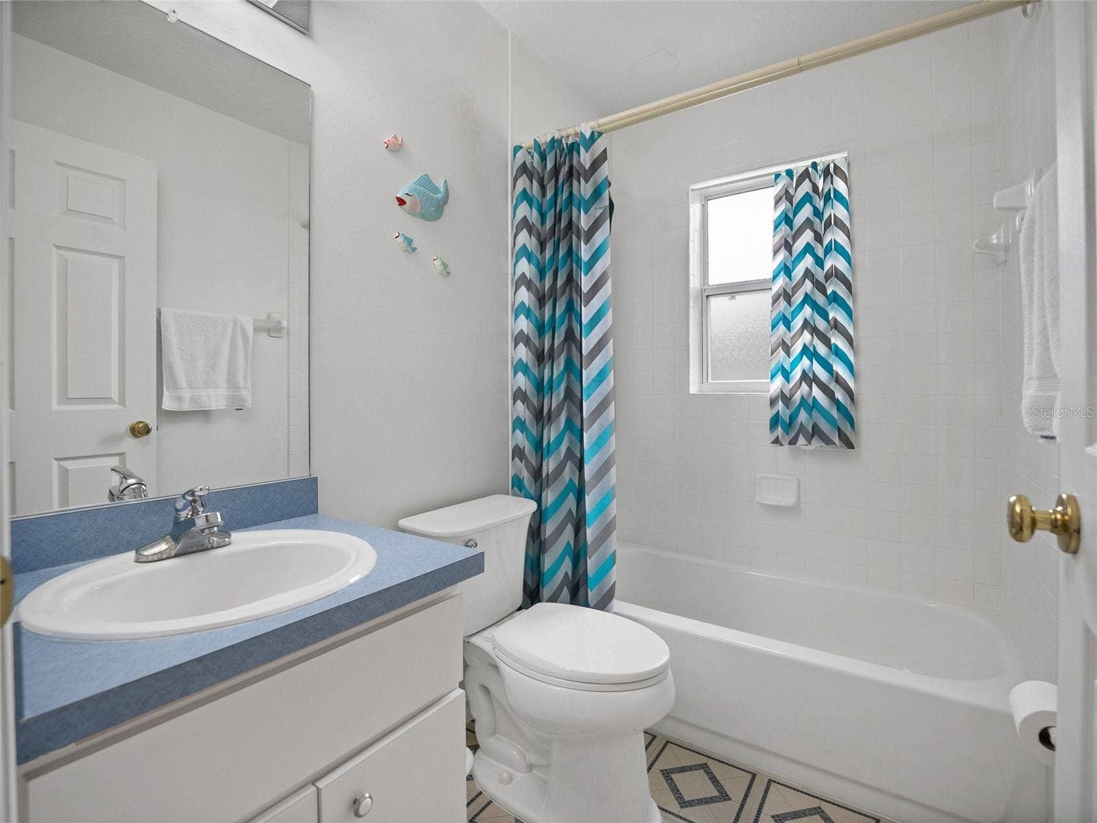 Guest Bath Room