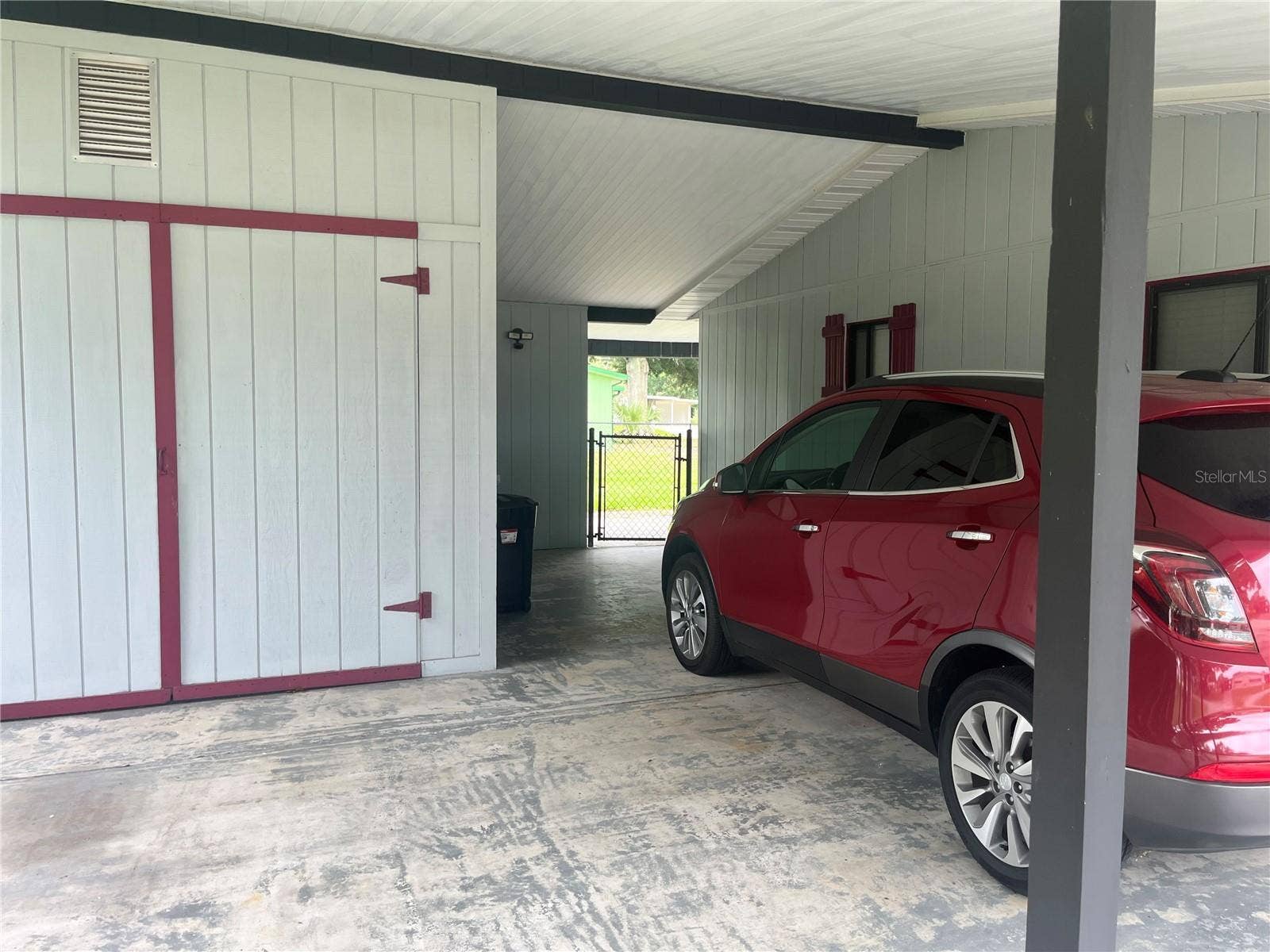 9090 SW 104TH PLACE, Ocala, FL 34481 9090 SW 104TH PLACE, Ocala, FL 34481