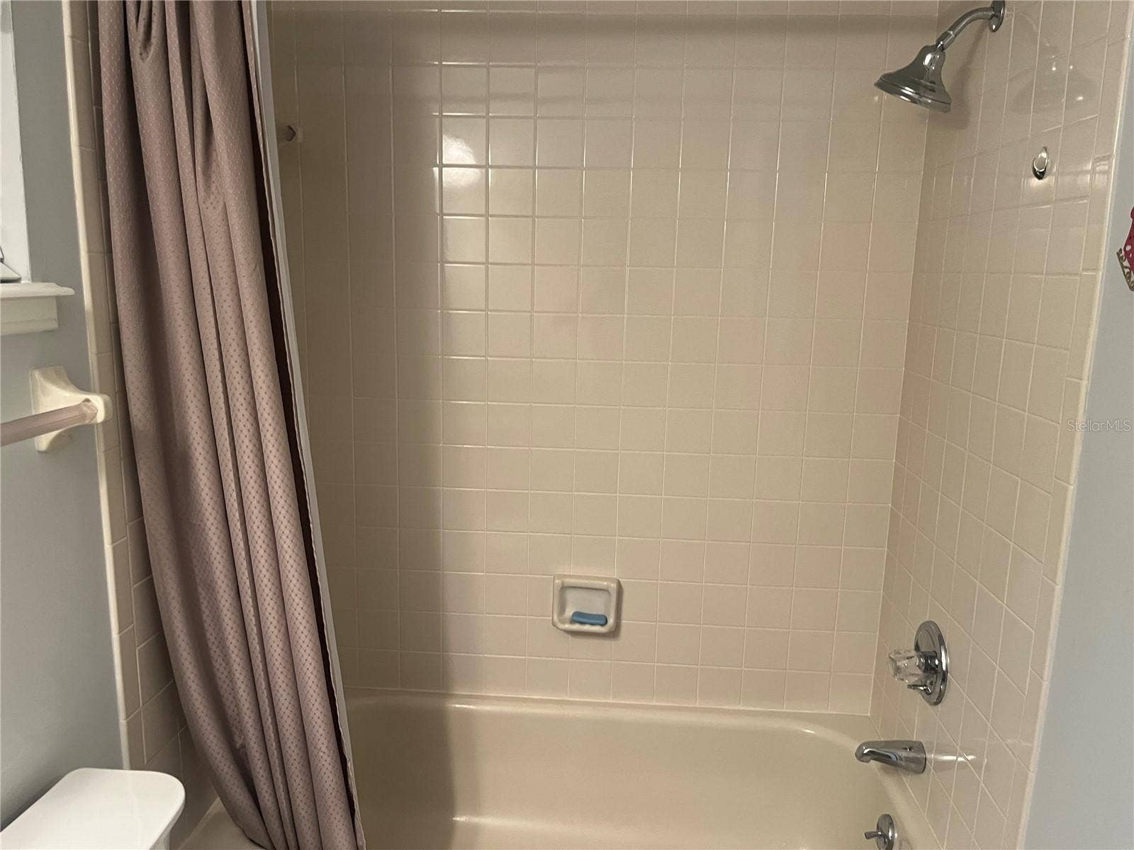 9090 SW 104TH PLACE, Ocala, FL 34481 9090 SW 104TH PLACE, Ocala, FL 34481