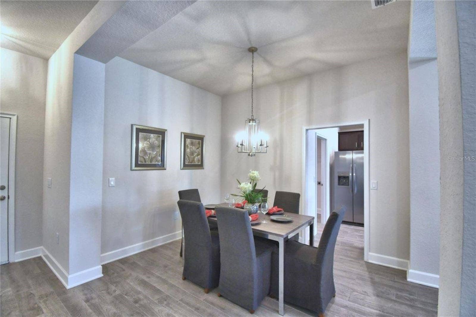 2413 NW 23RD AVENUE, Ocala, FL 34475 Similar home with same floorplan. Colors and options may vary.