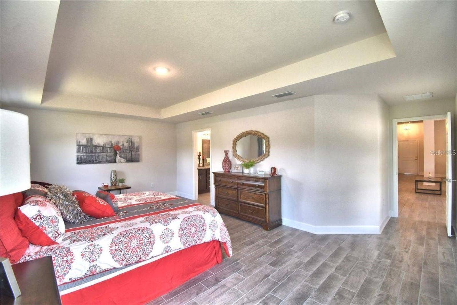 2413 NW 23RD AVENUE, Ocala, FL 34475 Similar home with same floorplan. Colors and options may vary.