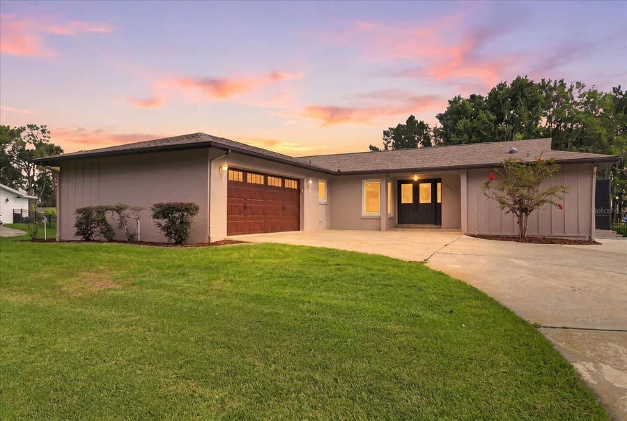 Property photo for 220 SE KINGS BAY DRIVE, Crystal River, FL