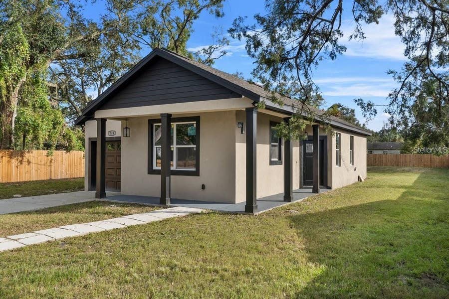 Property photo for 724 W CRESCENT DRIVE, Lakeland, FL