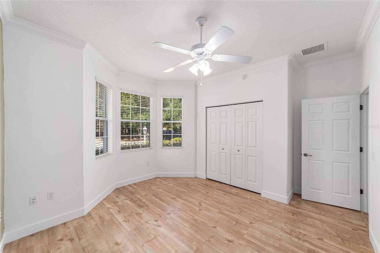 8298 SW 79TH CIRCLE, Ocala, FL 34476 8298 SW 79TH CIRCLE, Ocala, FL 34476