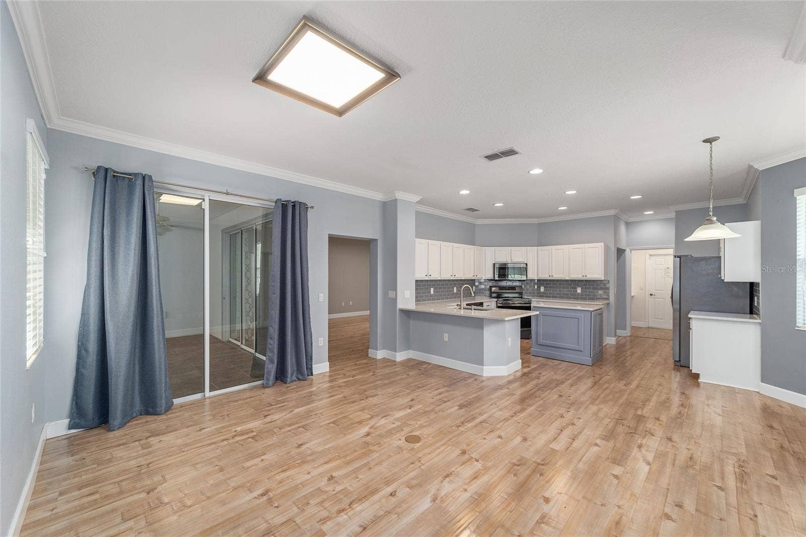 8298 SW 79TH CIRCLE, Ocala, FL 34476 8298 SW 79TH CIRCLE, Ocala, FL 34476