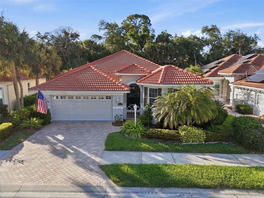 Property photo for 5127 HANGING MOSS LANE, Sarasota, FL