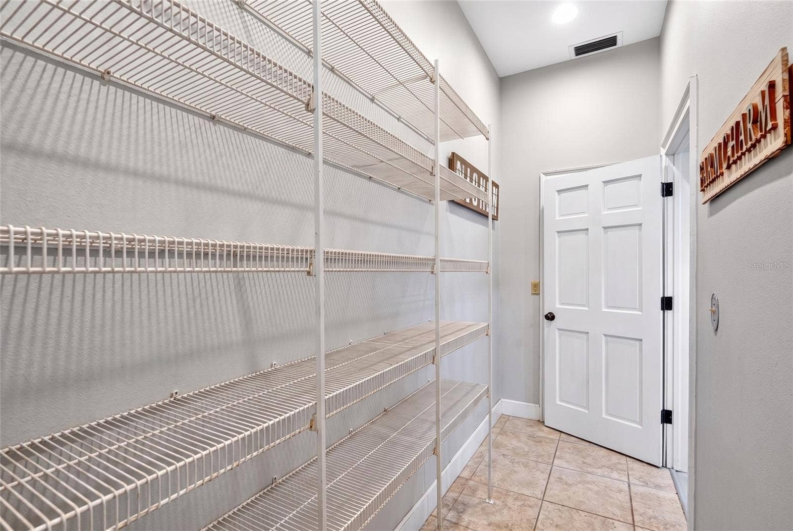 9945 REDS LANE, Clermont, FL 34711