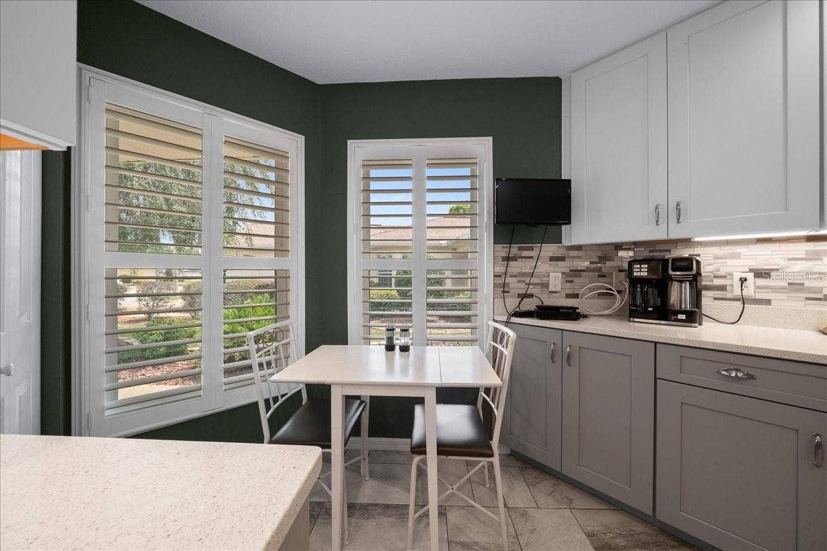 9122 SW 102ND CIRCLE, Ocala, FL 34481 9122 SW 102ND CIRCLE, Ocala, FL 34481