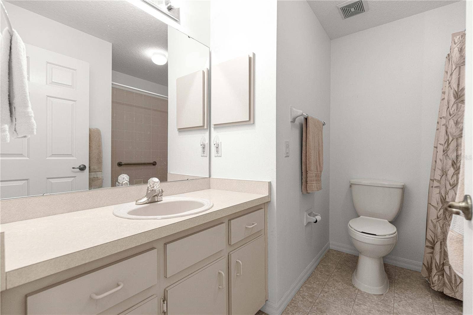 6201 SW 84TH PLACE, Ocala, FL 34476 6201 SW 84TH PLACE, Ocala, FL 34476