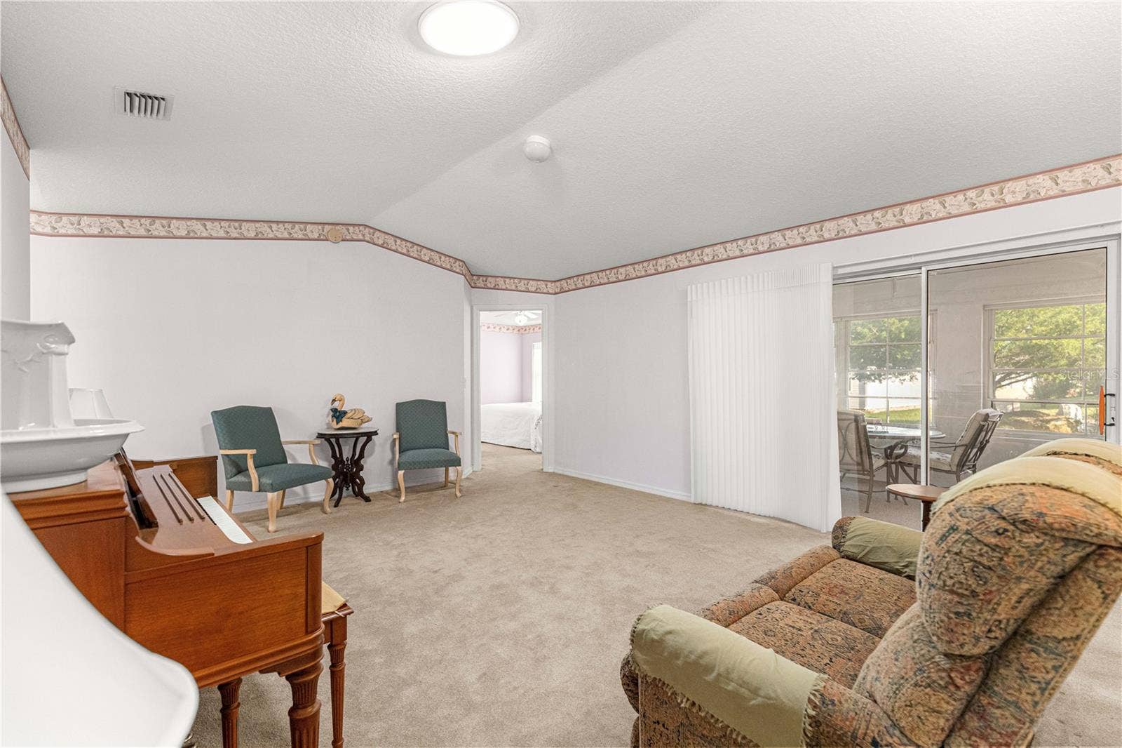 6201 SW 84TH PLACE, Ocala, FL 34476 6201 SW 84TH PLACE, Ocala, FL 34476