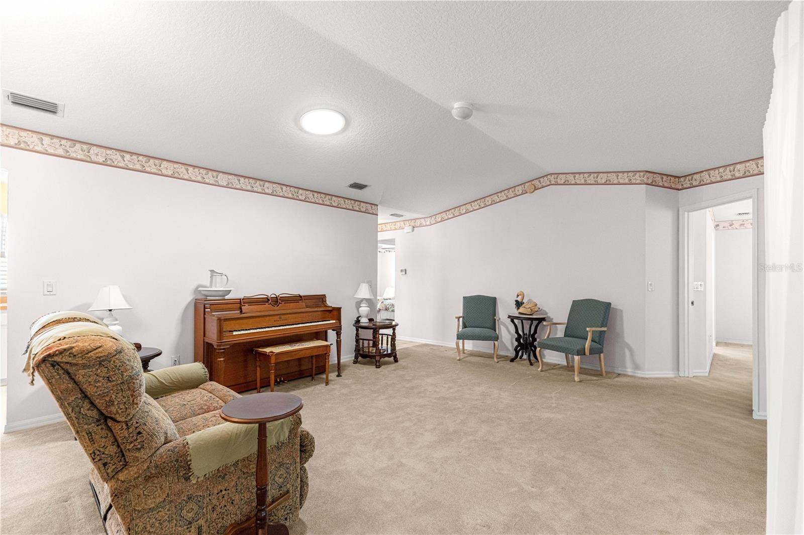 6201 SW 84TH PLACE, Ocala, FL 34476 6201 SW 84TH PLACE, Ocala, FL 34476