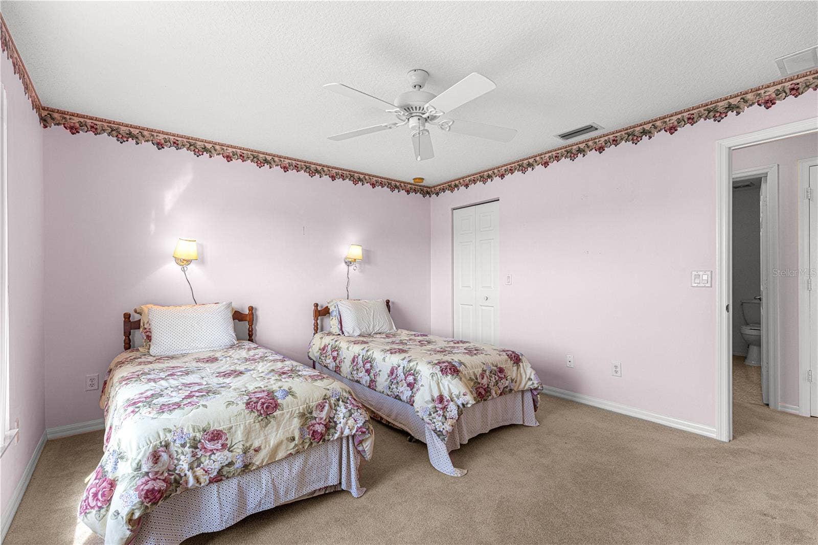 6201 SW 84TH PLACE, Ocala, FL 34476 6201 SW 84TH PLACE, Ocala, FL 34476
