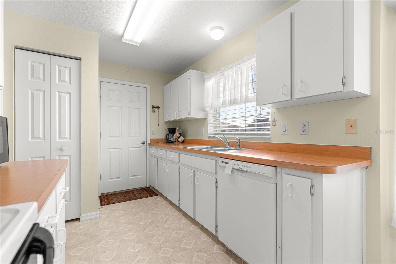 6201 SW 84TH PLACE, Ocala, FL 34476 6201 SW 84TH PLACE, Ocala, FL 34476