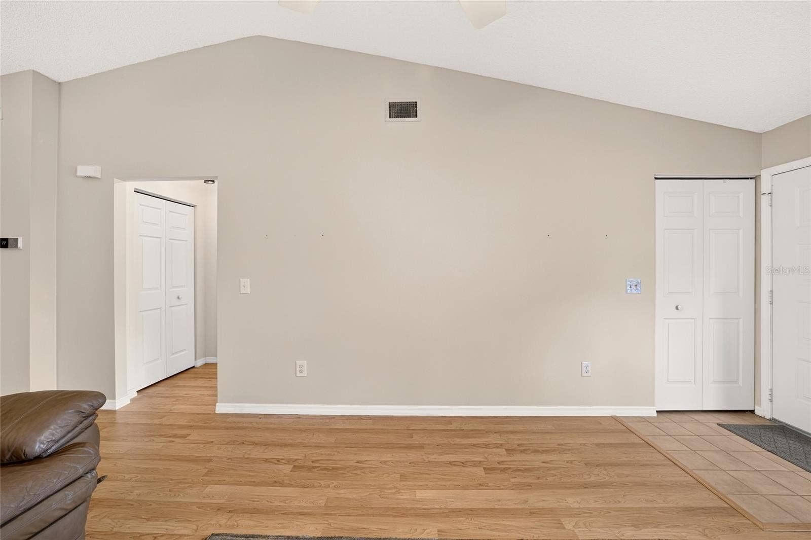 8661 SW 65TH TERRACE, Ocala, FL 34476 living room