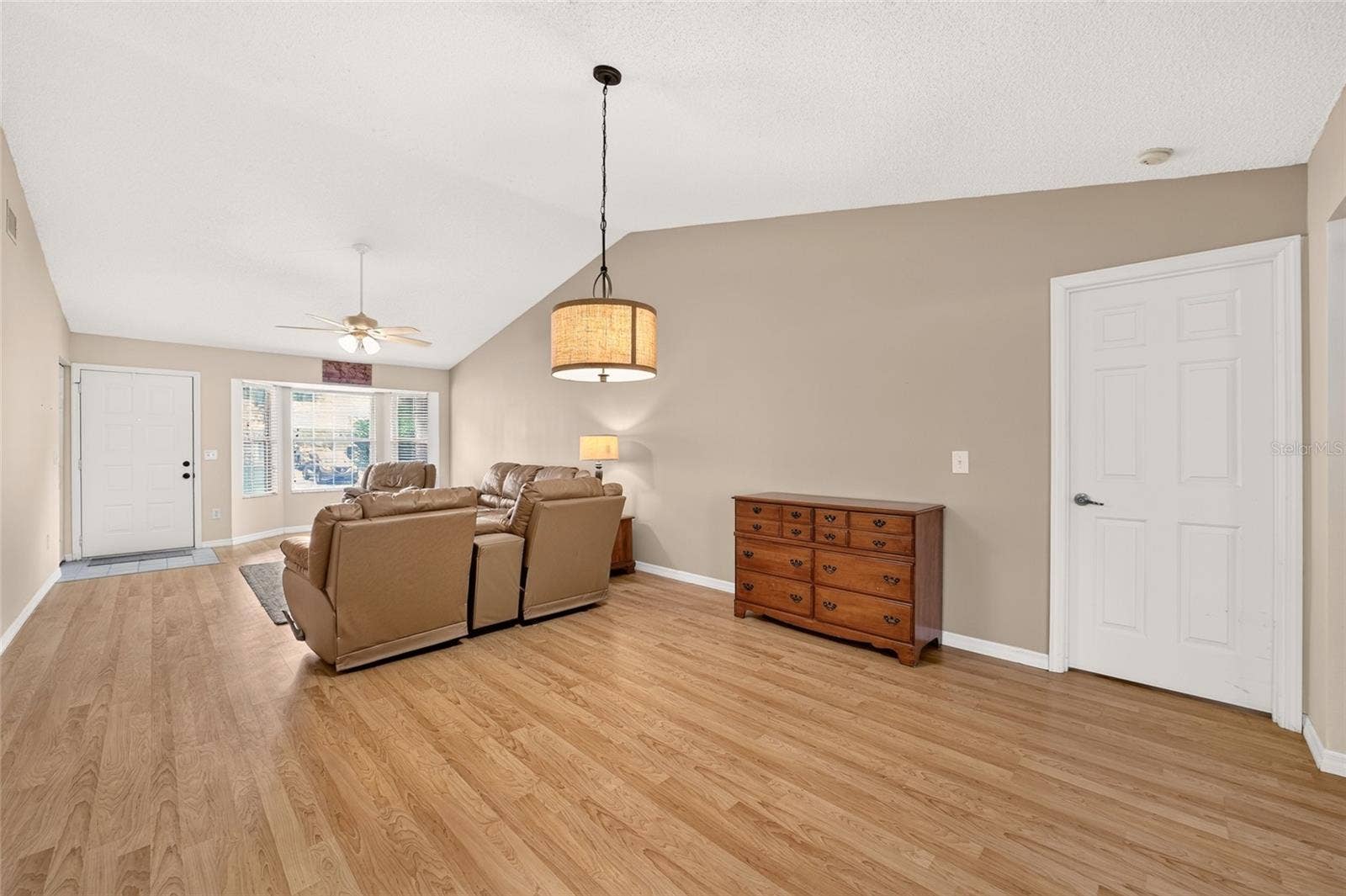 8661 SW 65TH TERRACE, Ocala, FL 34476 dining room area