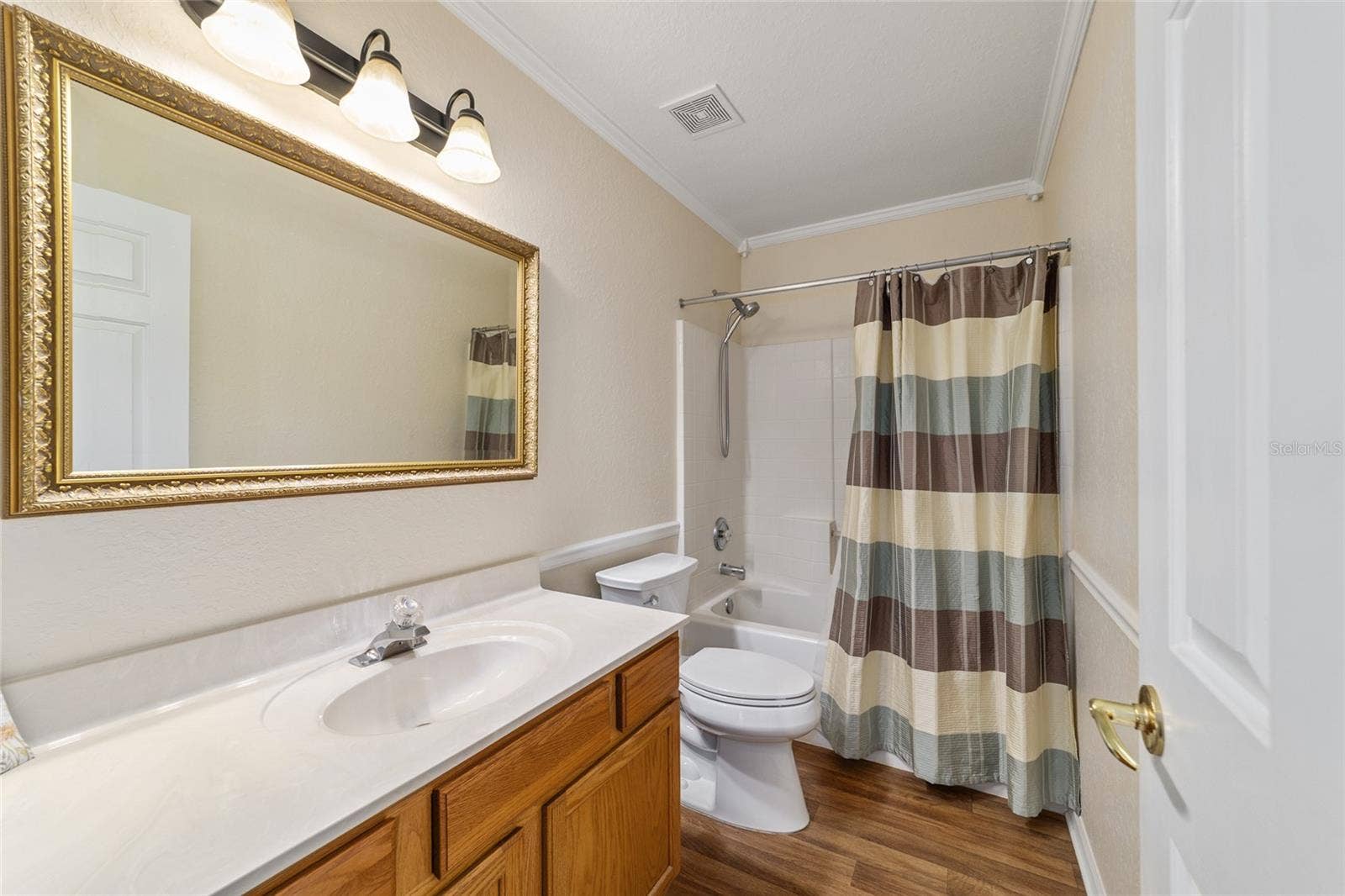 11283 SW 139TH PLACE, Dunnellon, FL 34432 GUEST BATH
