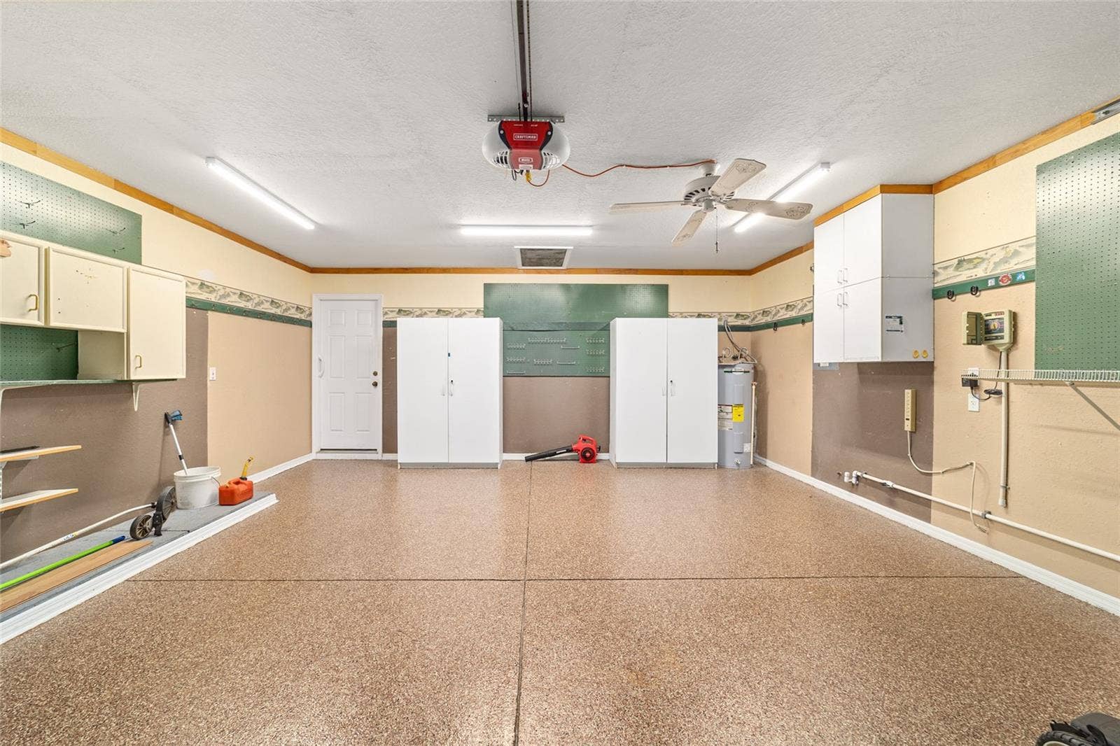 11283 SW 139TH PLACE, Dunnellon, FL 34432 EPOXY GARAGE FLOOR, DRIVEWAY & SIDEWALK