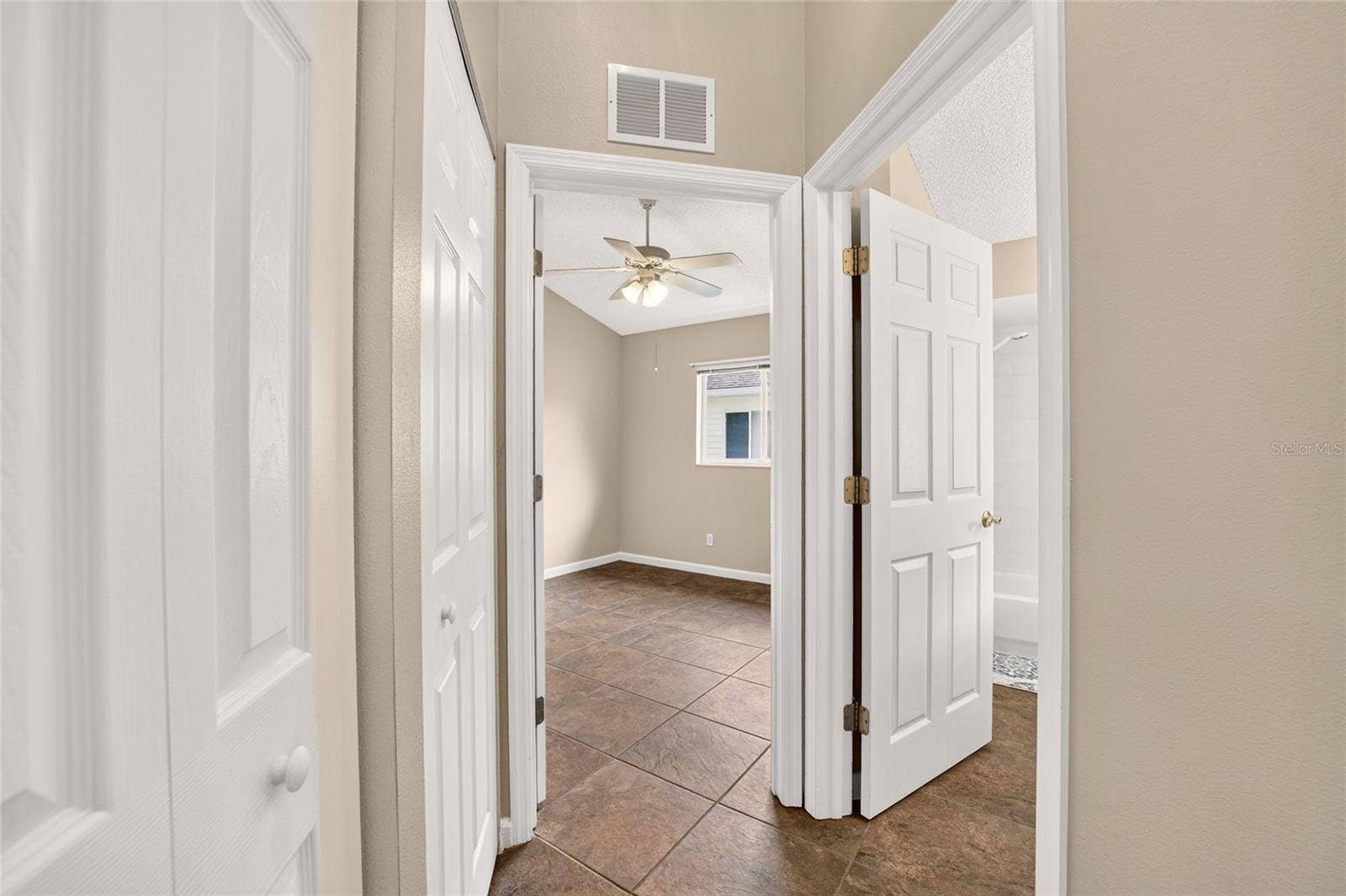 1923 NW 50TH CIRCLE, Ocala, FL 34482 1923 NW 50TH CIRCLE, Ocala, FL 34482