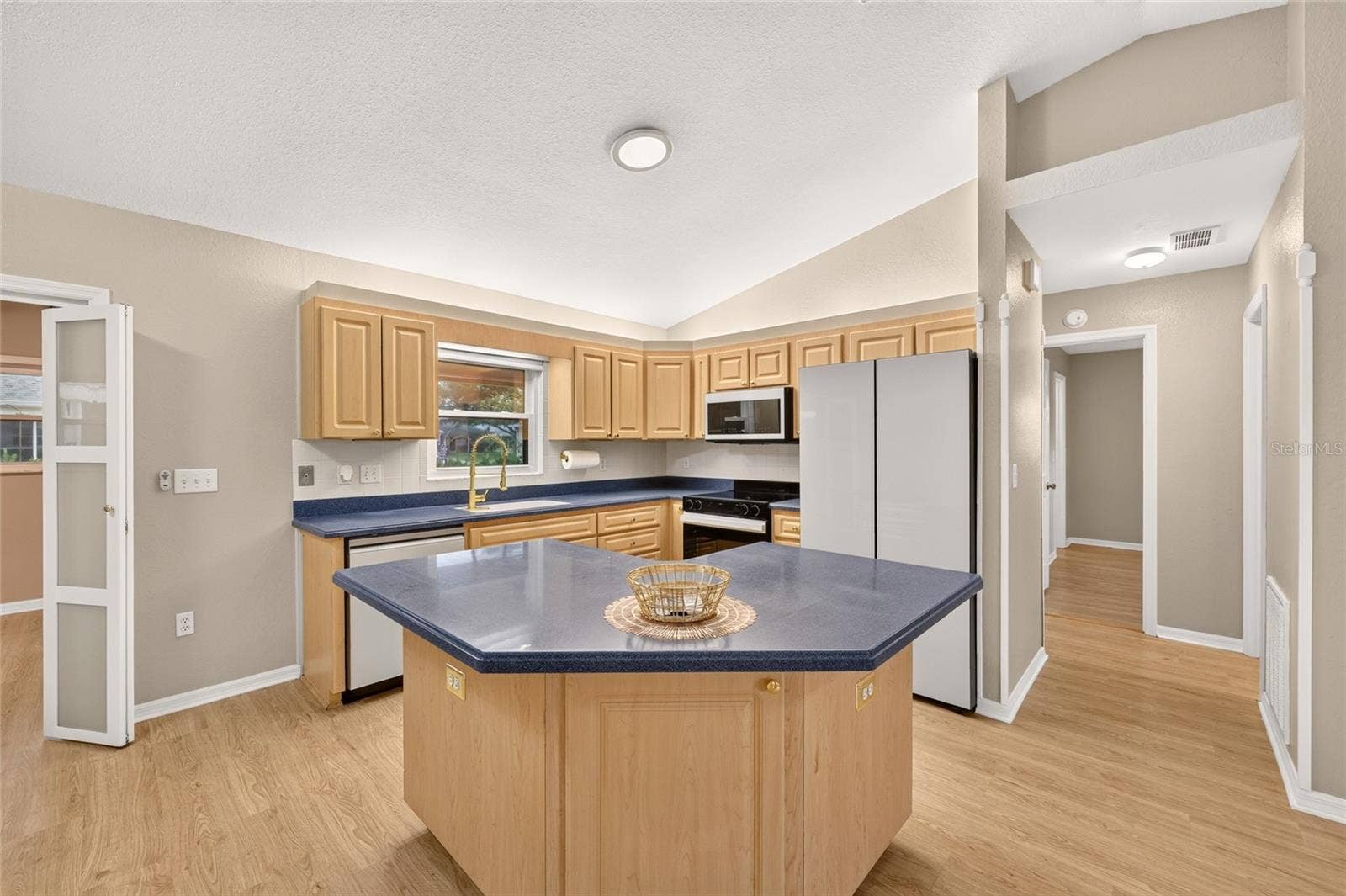 11661 SW 137TH LOOP, Dunnellon, FL 34432 11661 SW 137TH LOOP, Dunnellon, FL 34432