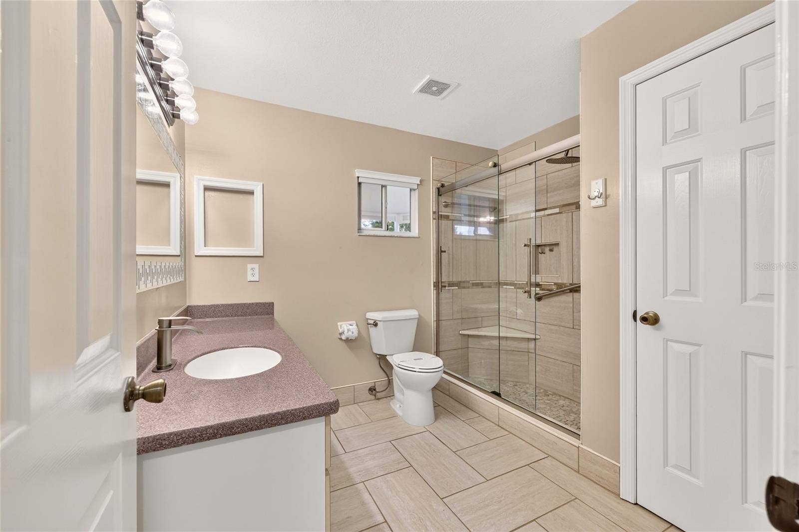 11661 SW 137TH LOOP, Dunnellon, FL 34432 11661 SW 137TH LOOP, Dunnellon, FL 34432
