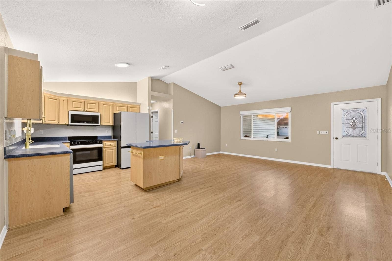 11661 SW 137TH LOOP, Dunnellon, FL 34432 11661 SW 137TH LOOP, Dunnellon, FL 34432