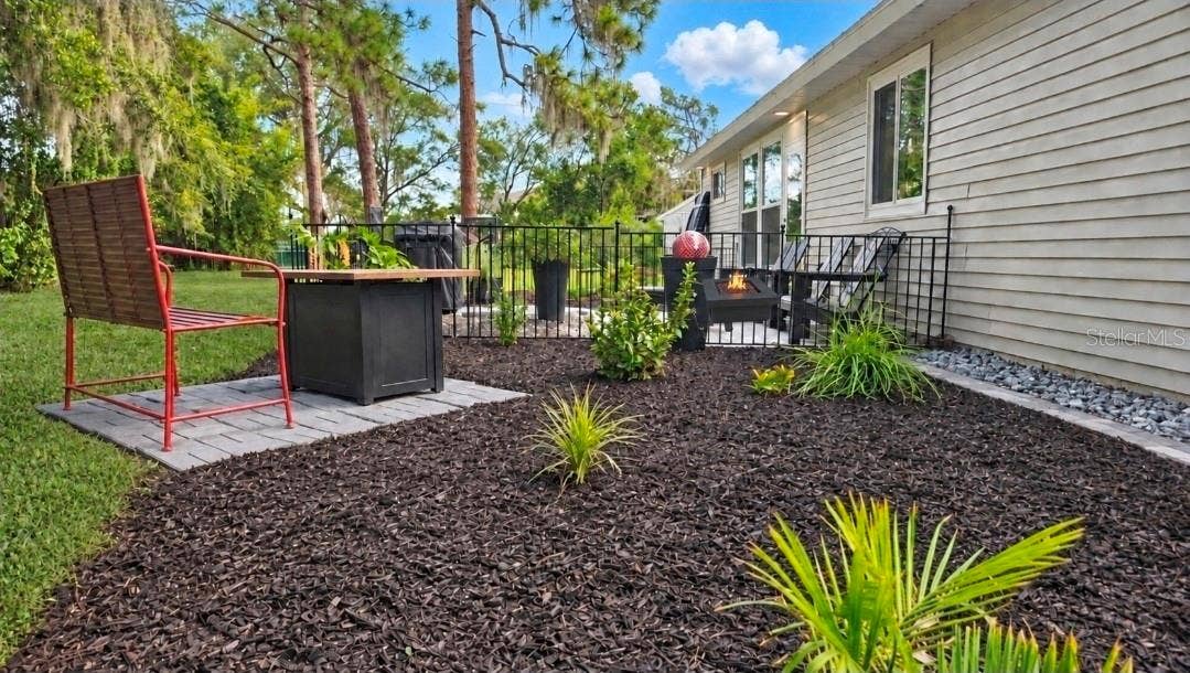 9282 SW 109TH LANE, Ocala, FL 34481 Easy and fun to live here.