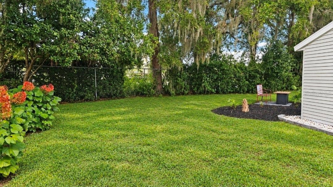 9282 SW 109TH LANE, Ocala, FL 34481 Lovingly maintained.