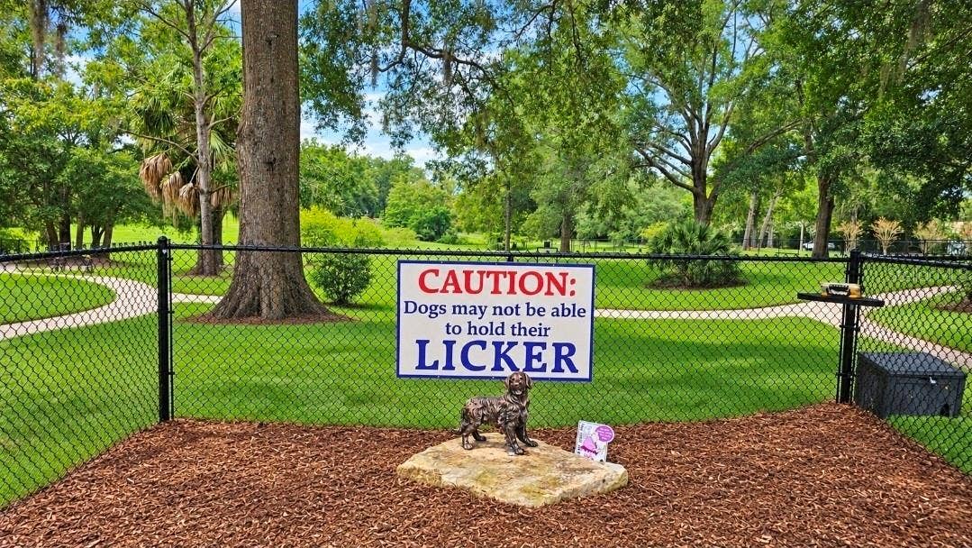 9282 SW 109TH LANE, Ocala, FL 34481 Bring your furbaby everyday !