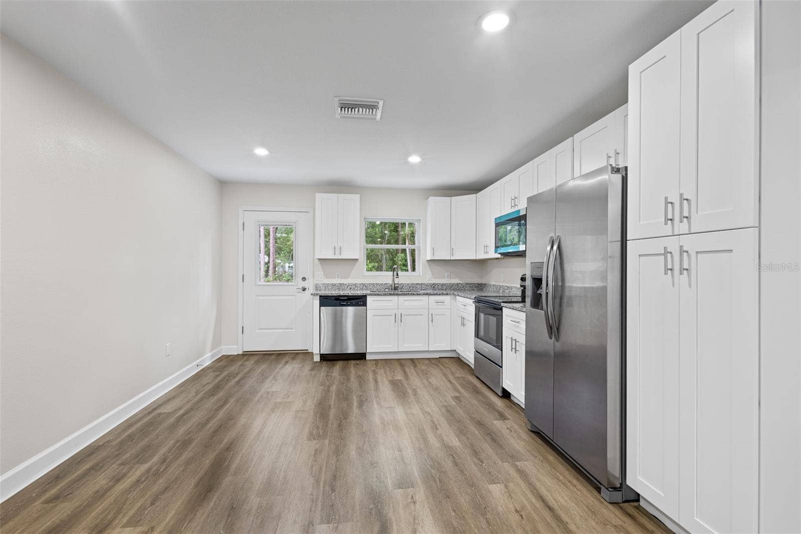 105 & 107 NW 8TH STREET, Chiefland, FL 32626