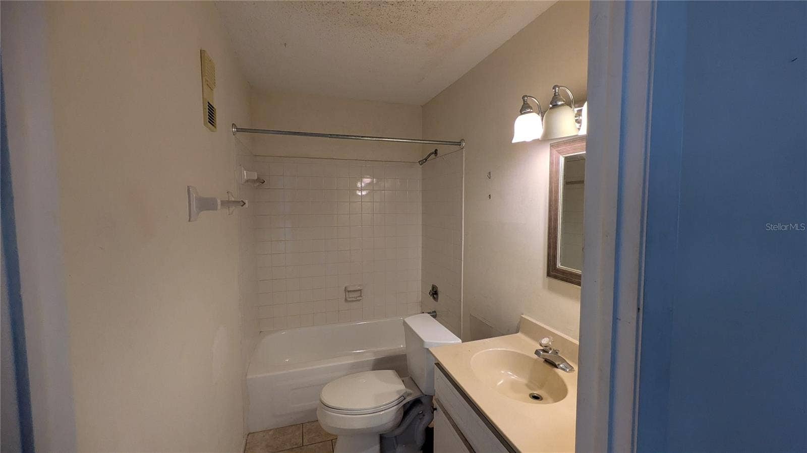 5980 TERRACE PARK DRIVE N, #206, St Petersburg, FL 33709 5980 TERRACE PARK DRIVE N, #206, St Petersburg, FL 33709
