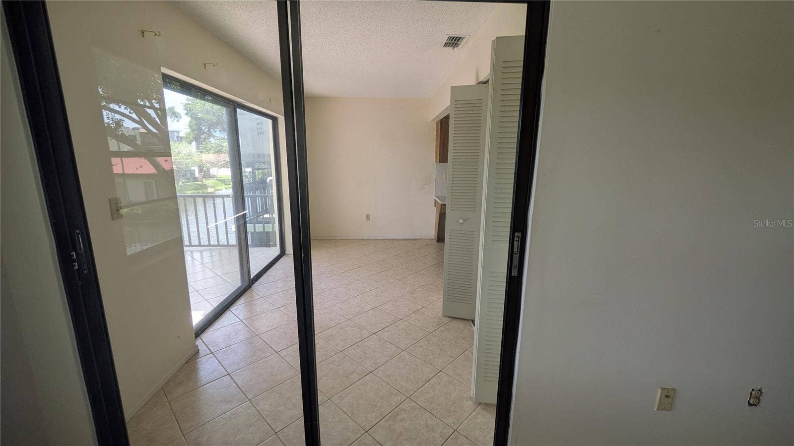 5980 TERRACE PARK DRIVE N, #206, St Petersburg, FL 33709 5980 TERRACE PARK DRIVE N, #206, St Petersburg, FL 33709