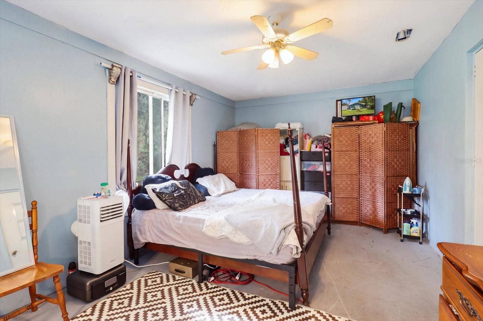 937 N MCGOWAN AVENUE, Crystal River, FL 34429 937 N MCGOWAN AVENUE, Crystal River, FL 34429