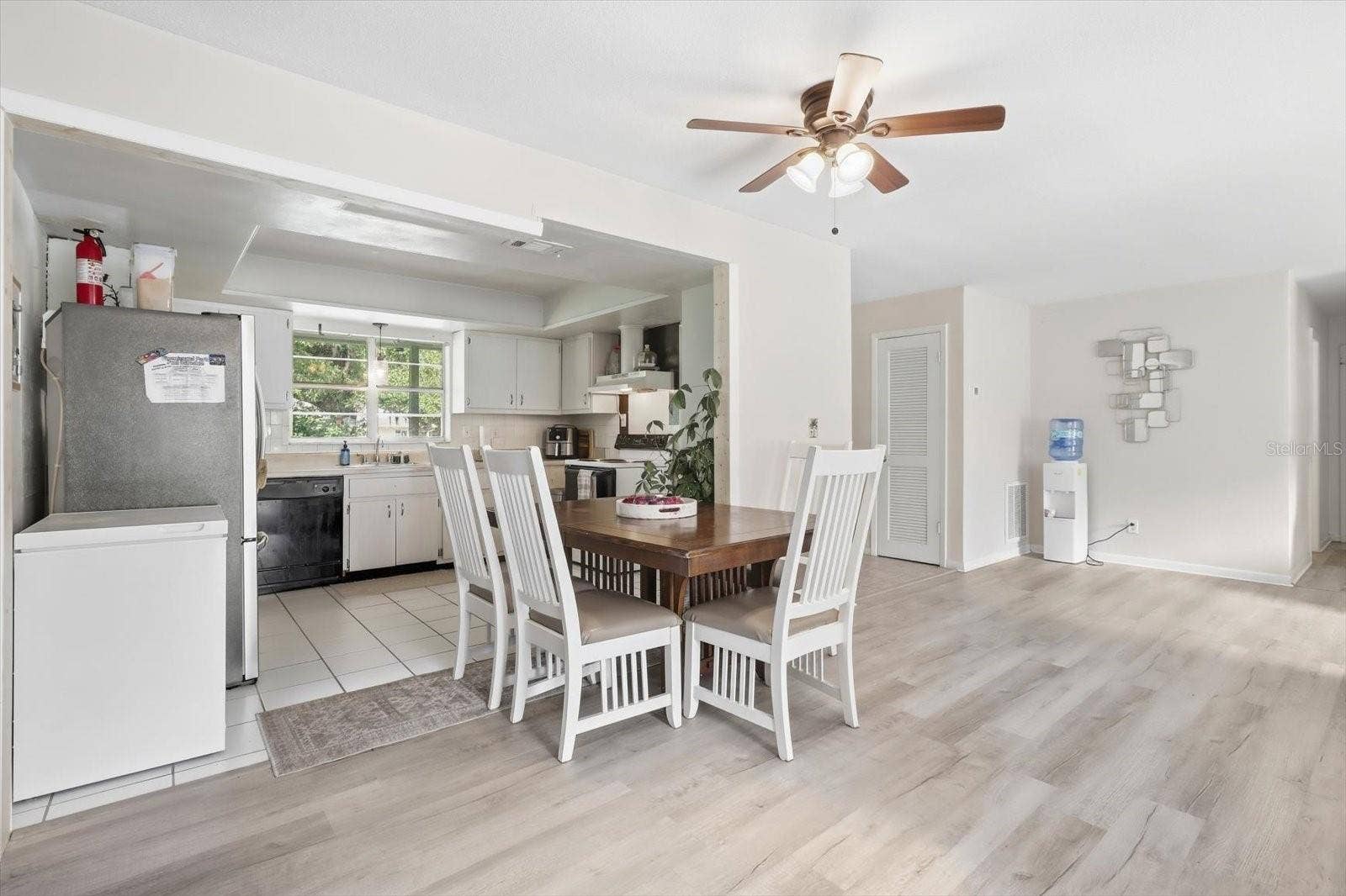937 N MCGOWAN AVENUE, Crystal River, FL 34429 937 N MCGOWAN AVENUE, Crystal River, FL 34429