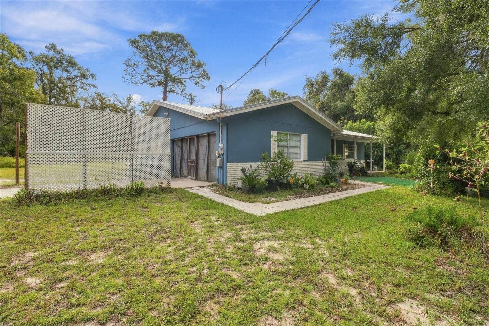 937 N MCGOWAN AVENUE, Crystal River, FL 34429 937 N MCGOWAN AVENUE, Crystal River, FL 34429