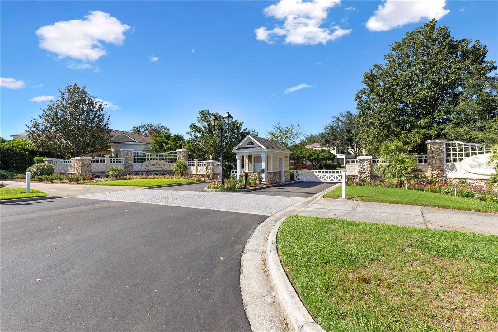 1800 ST. JAMES CIRCLE, The Villages, FL 32162