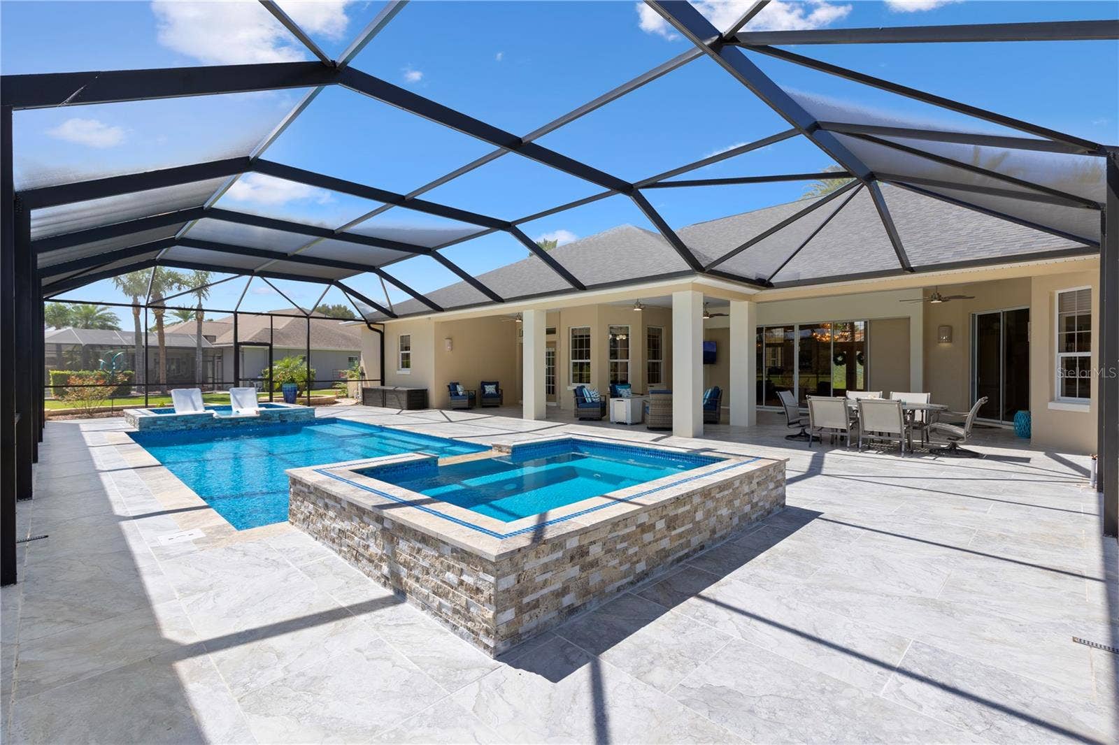 1800 ST. JAMES CIRCLE, The Villages, FL 32162
