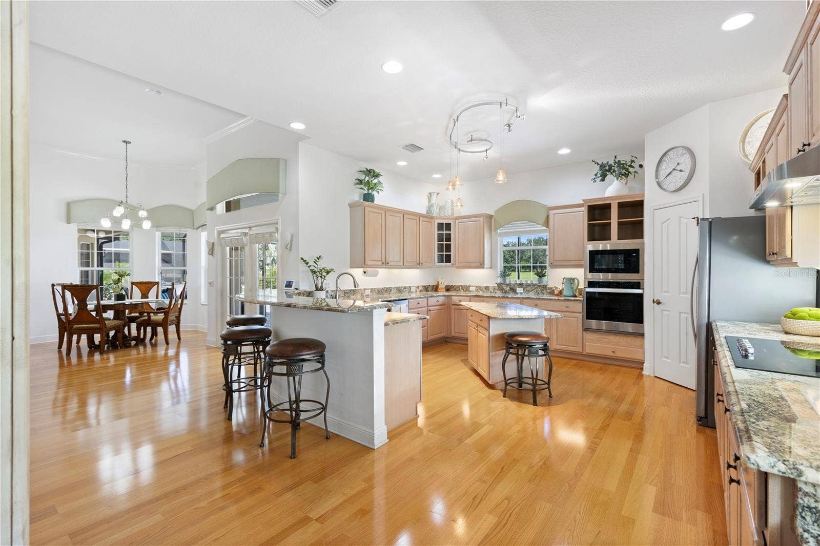 1800 ST. JAMES CIRCLE, The Villages, FL 32162