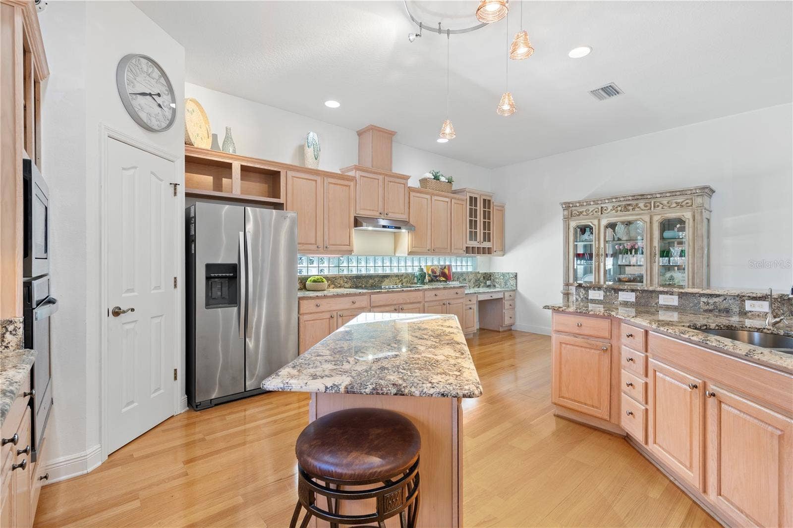 1800 ST. JAMES CIRCLE, The Villages, FL 32162