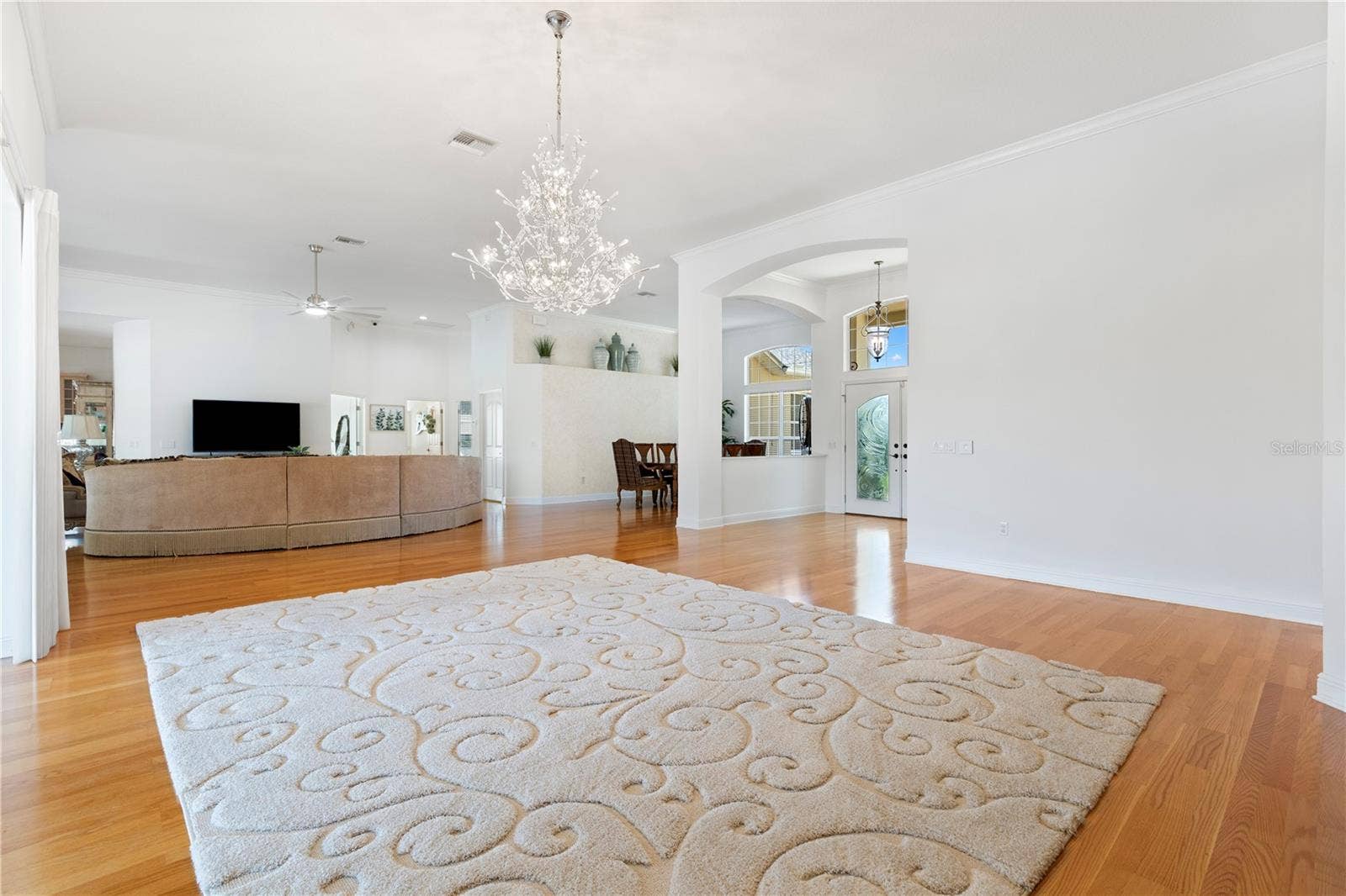 1800 ST. JAMES CIRCLE, The Villages, FL 32162