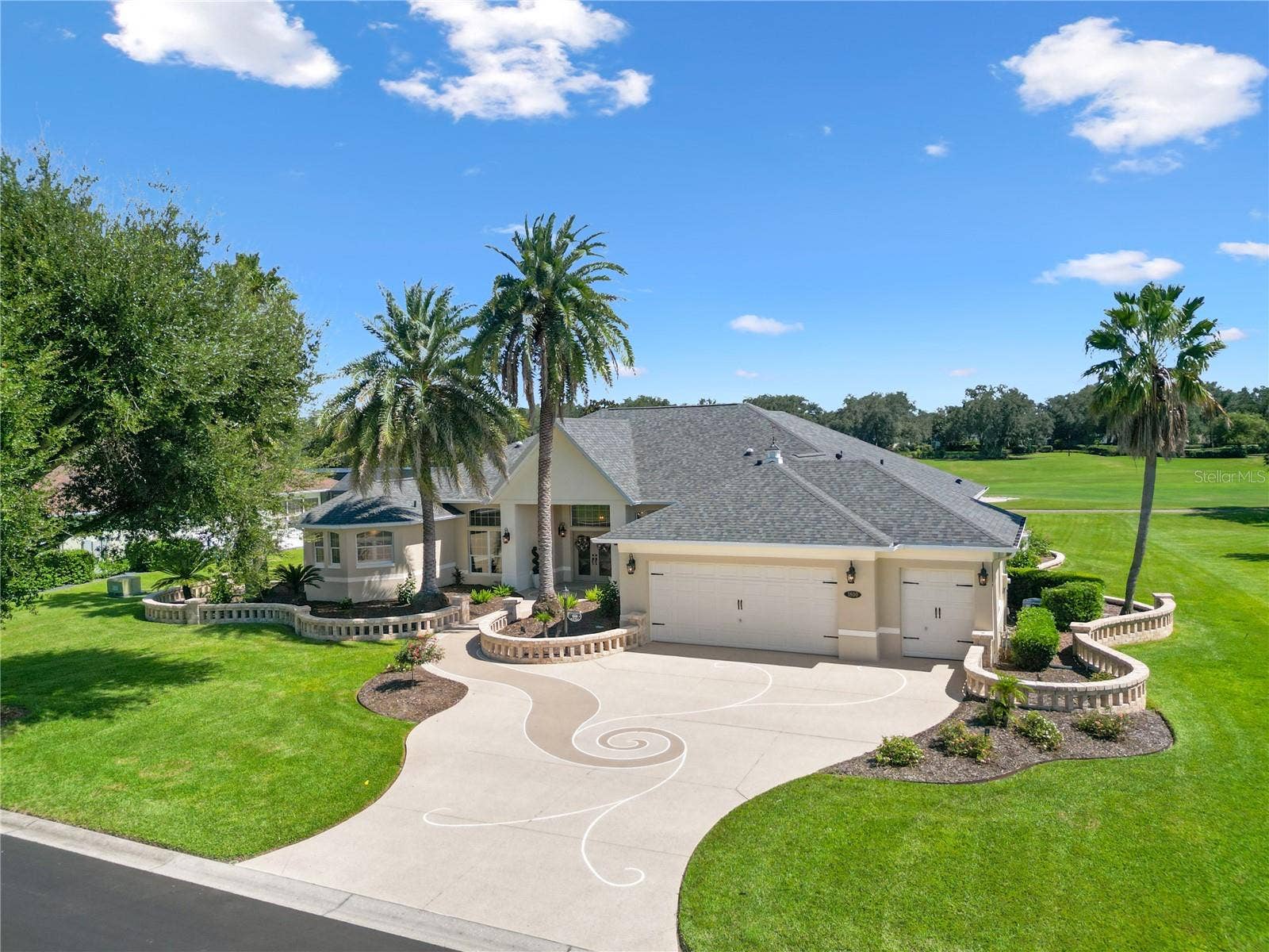 1800 ST. JAMES CIRCLE, The Villages, FL 32162