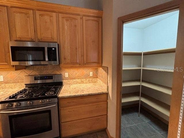 808 SE 36TH LANE, Ocala, FL 34471