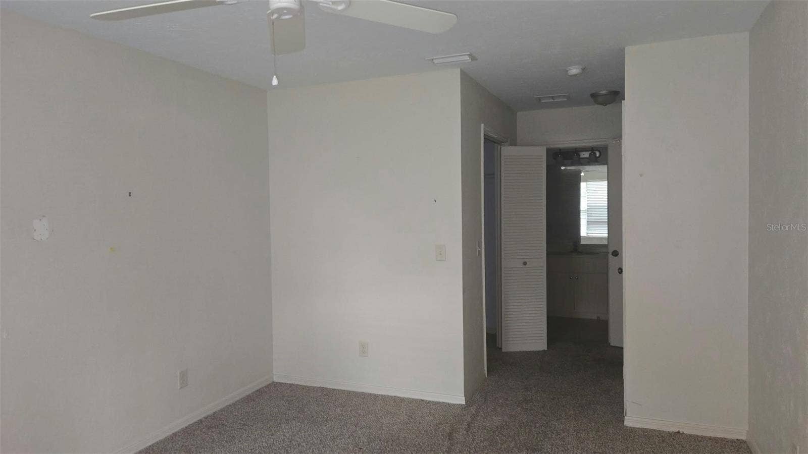 1681 N DOLTON POINT, Crystal River, FL 34429