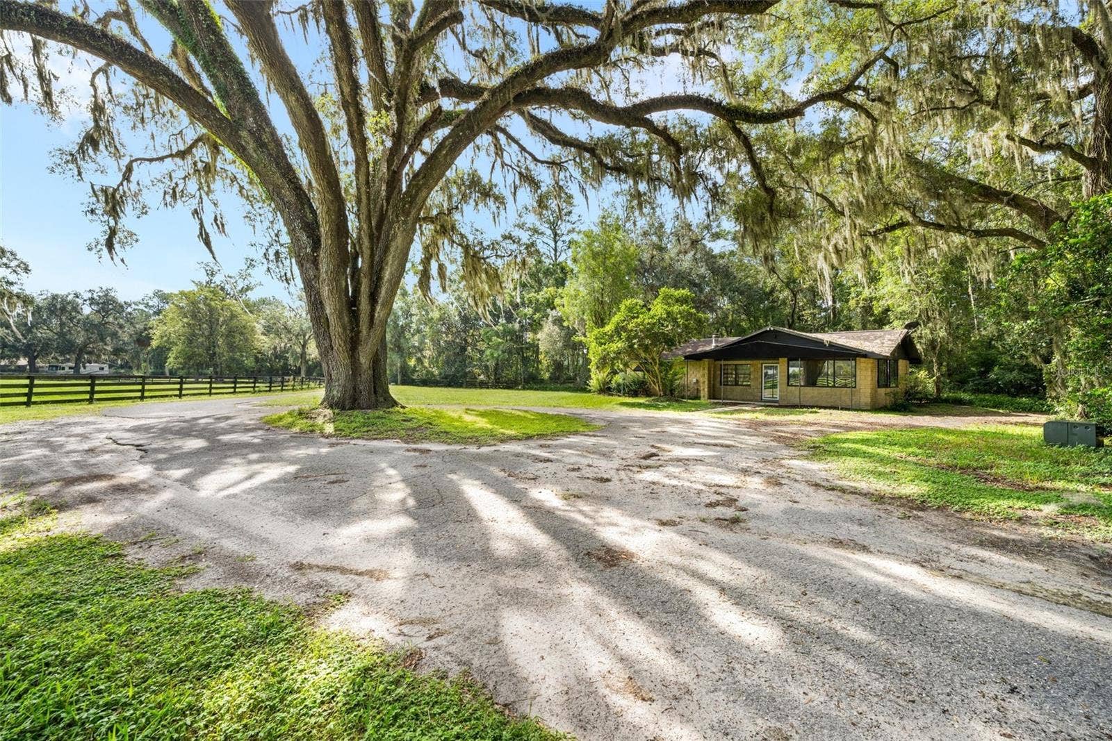 4615 NW 110TH AVENUE, Ocala, FL 34482 4615 NW 110TH AVENUE, Ocala, FL 34482