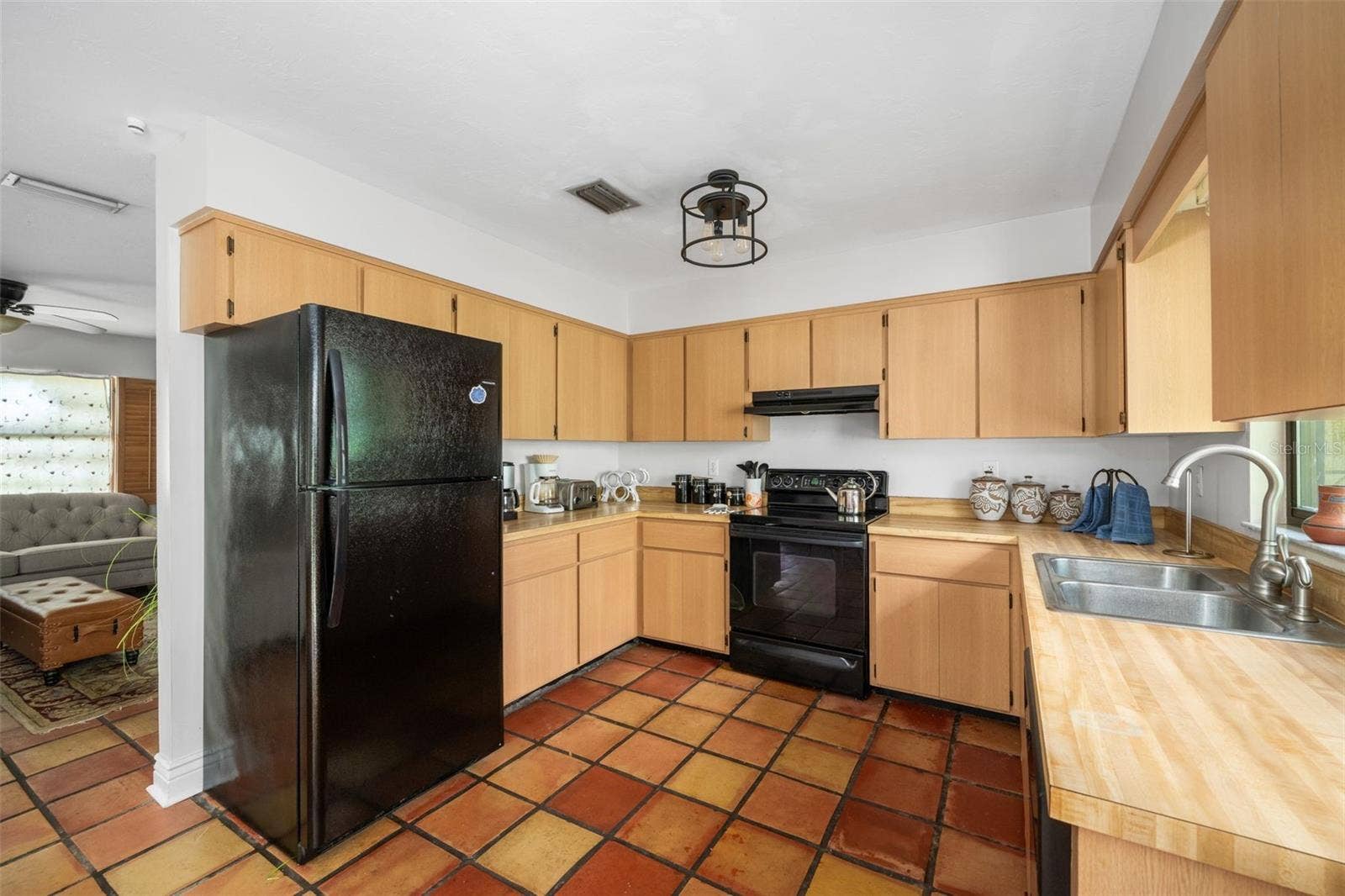 4615 NW 110TH AVENUE, Ocala, FL 34482 4615 NW 110TH AVENUE, Ocala, FL 34482