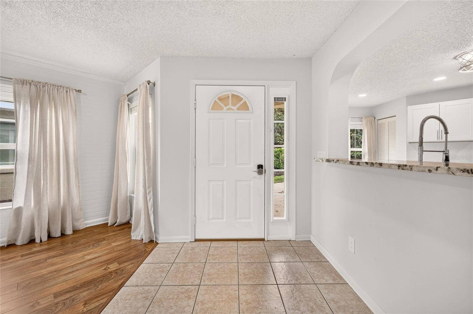 9469 SW 93RD LOOP, Ocala, FL 34481