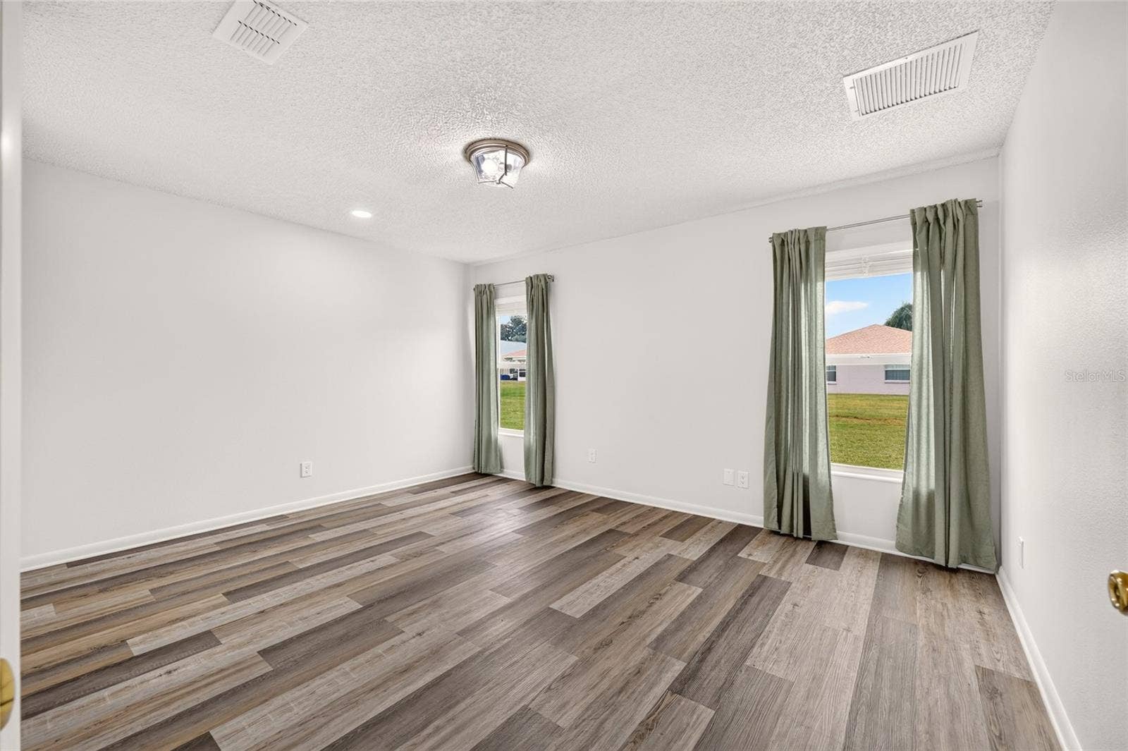 9469 SW 93RD LOOP, Ocala, FL 34481
