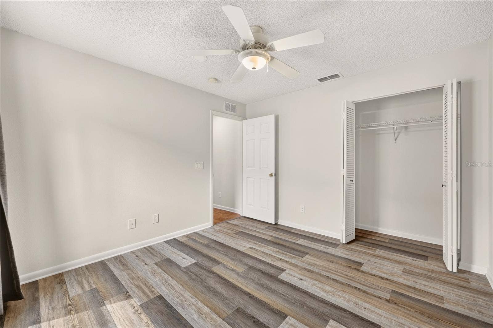 9469 SW 93RD LOOP, Ocala, FL 34481
